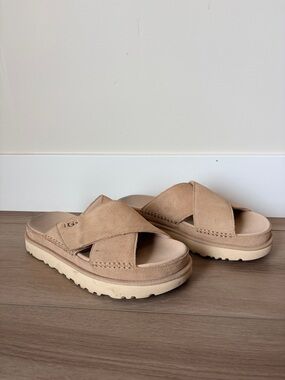 Ugg Goldstar Tan Cross Slide Sandals Platform Suede Leather Women Sz 10